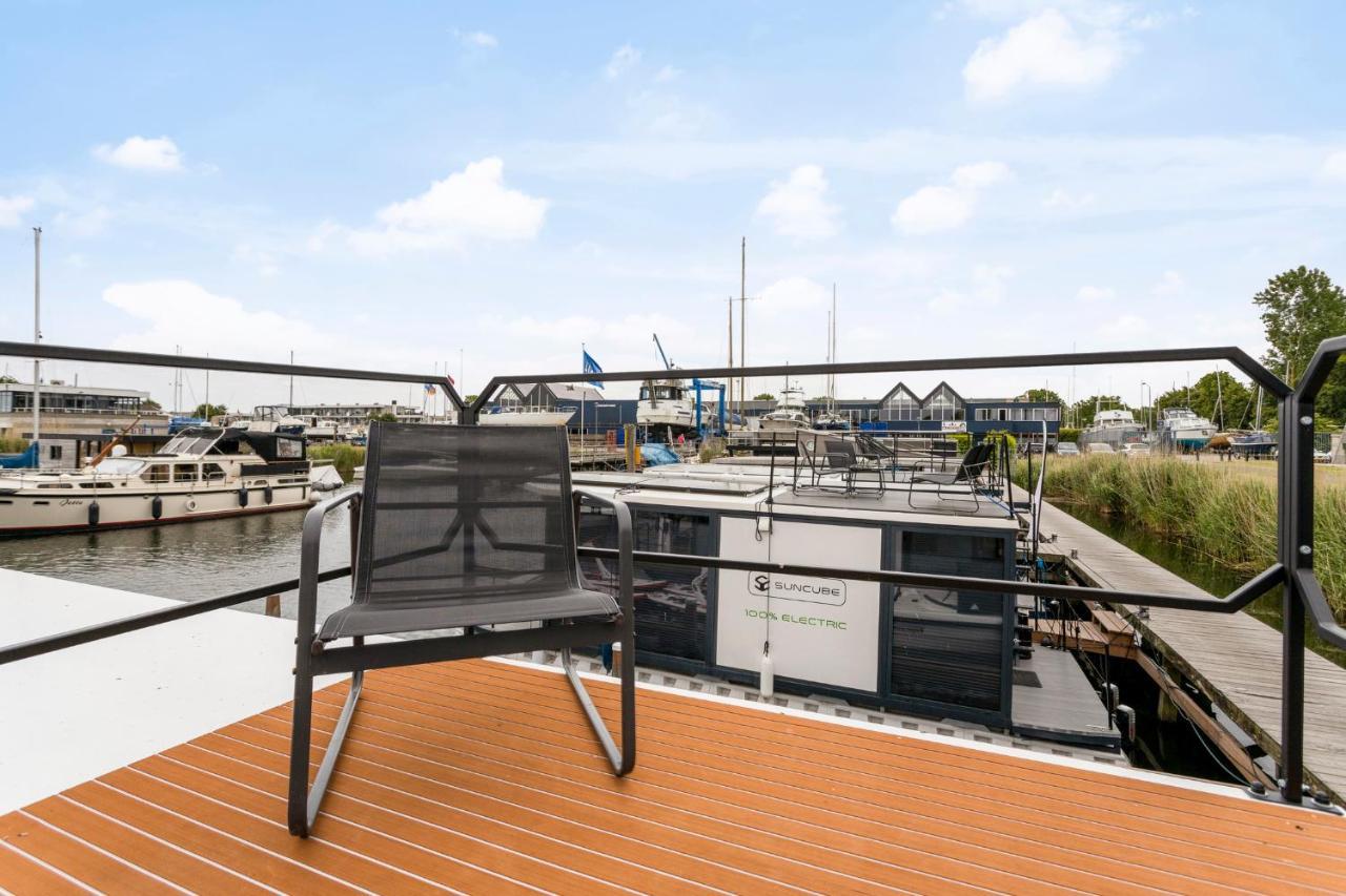 Cosy Tiny Houseboats Near Beach And Restaurants By Weltevreden Experience 泽沃德 外观 照片
