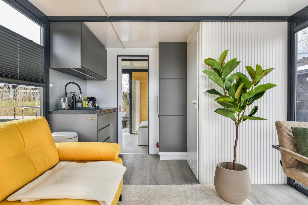 Cosy Tiny Houseboats Near Beach And Restaurants By Weltevreden Experience 泽沃德 外观 照片