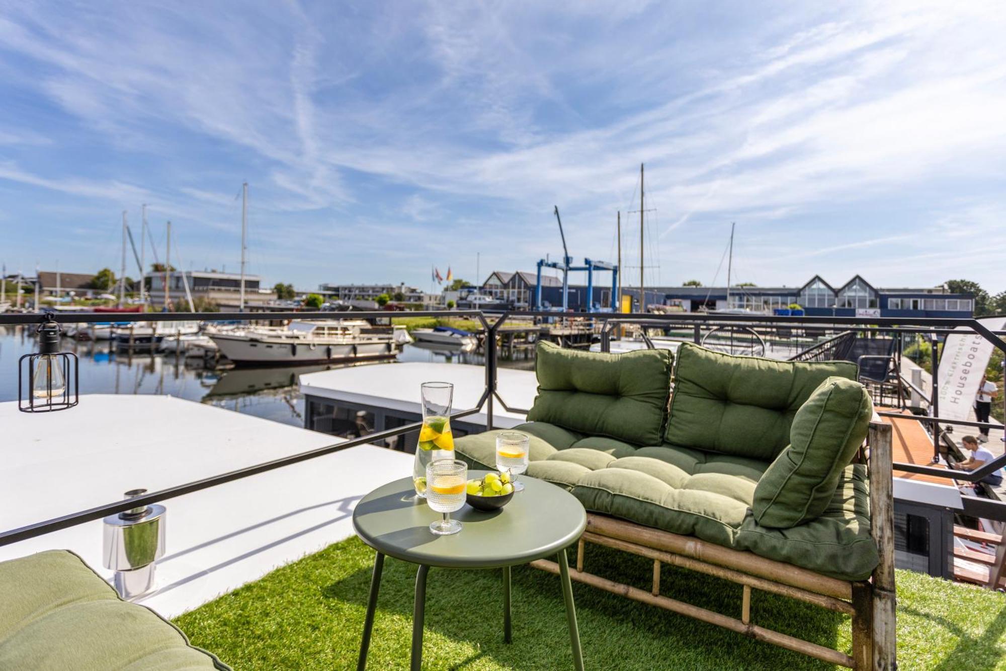 Cosy Tiny Houseboats Near Beach And Restaurants By Weltevreden Experience 泽沃德 外观 照片